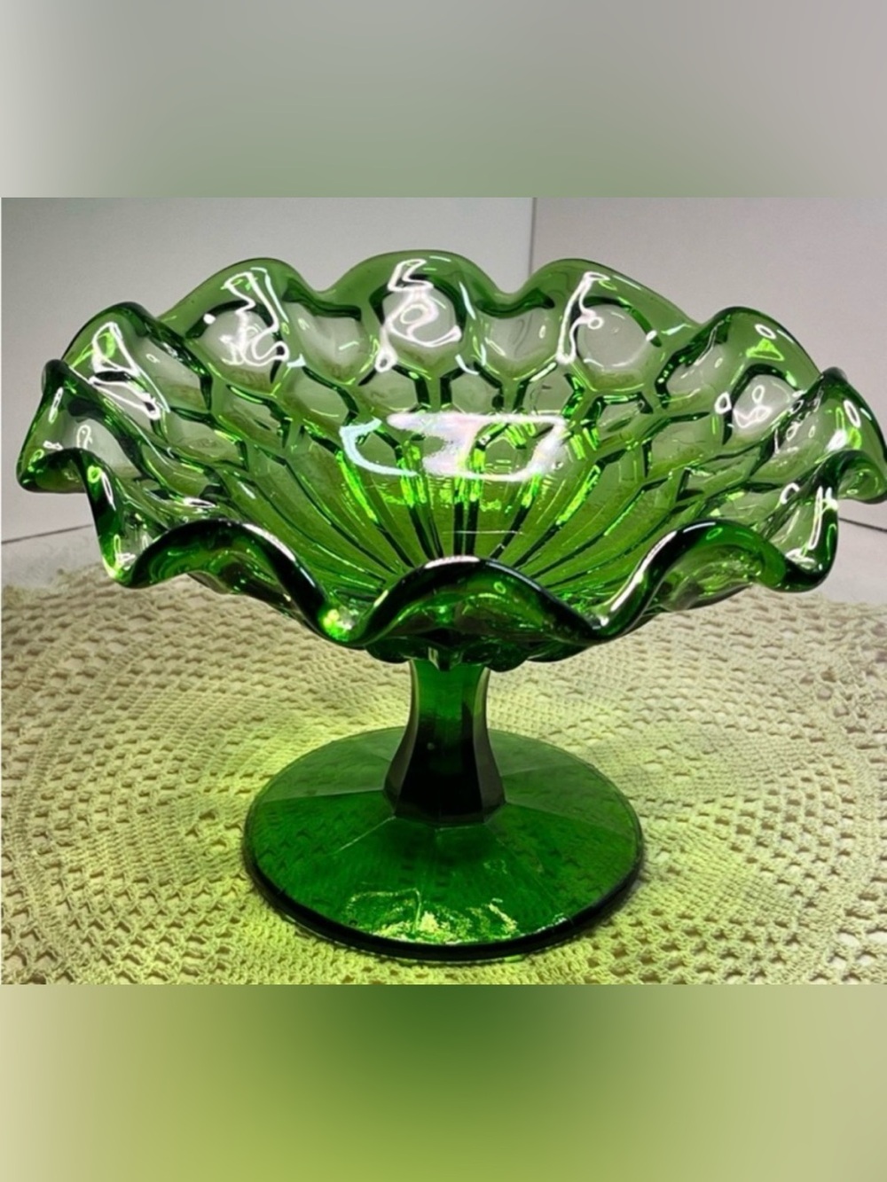 Elegant Fenton Ruffled Thumbprint Emerald Green Pedestal Candy Dish